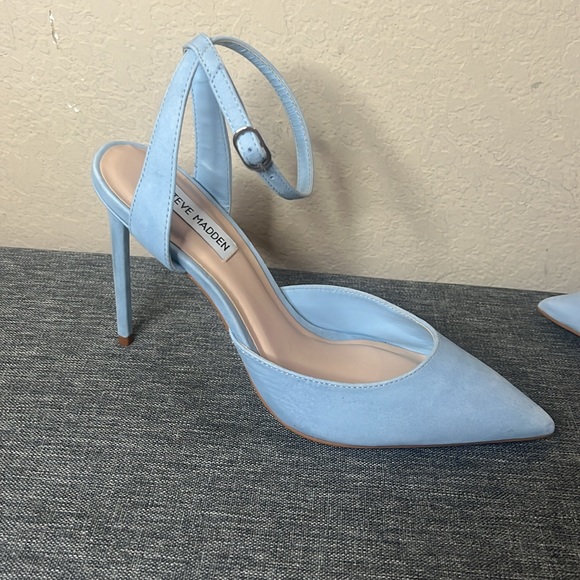 Light Blue Pointy Heels - Picture 4 of 10